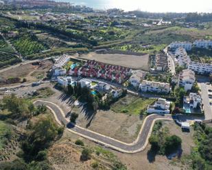 Vista exterior de Residencial en venda en Estepona