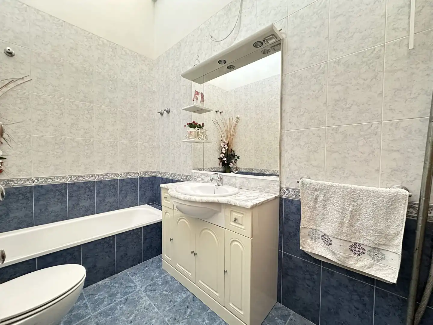 Badezimmer von Haus oder Chalet zum Verkauf in Granada mit Terrasse
