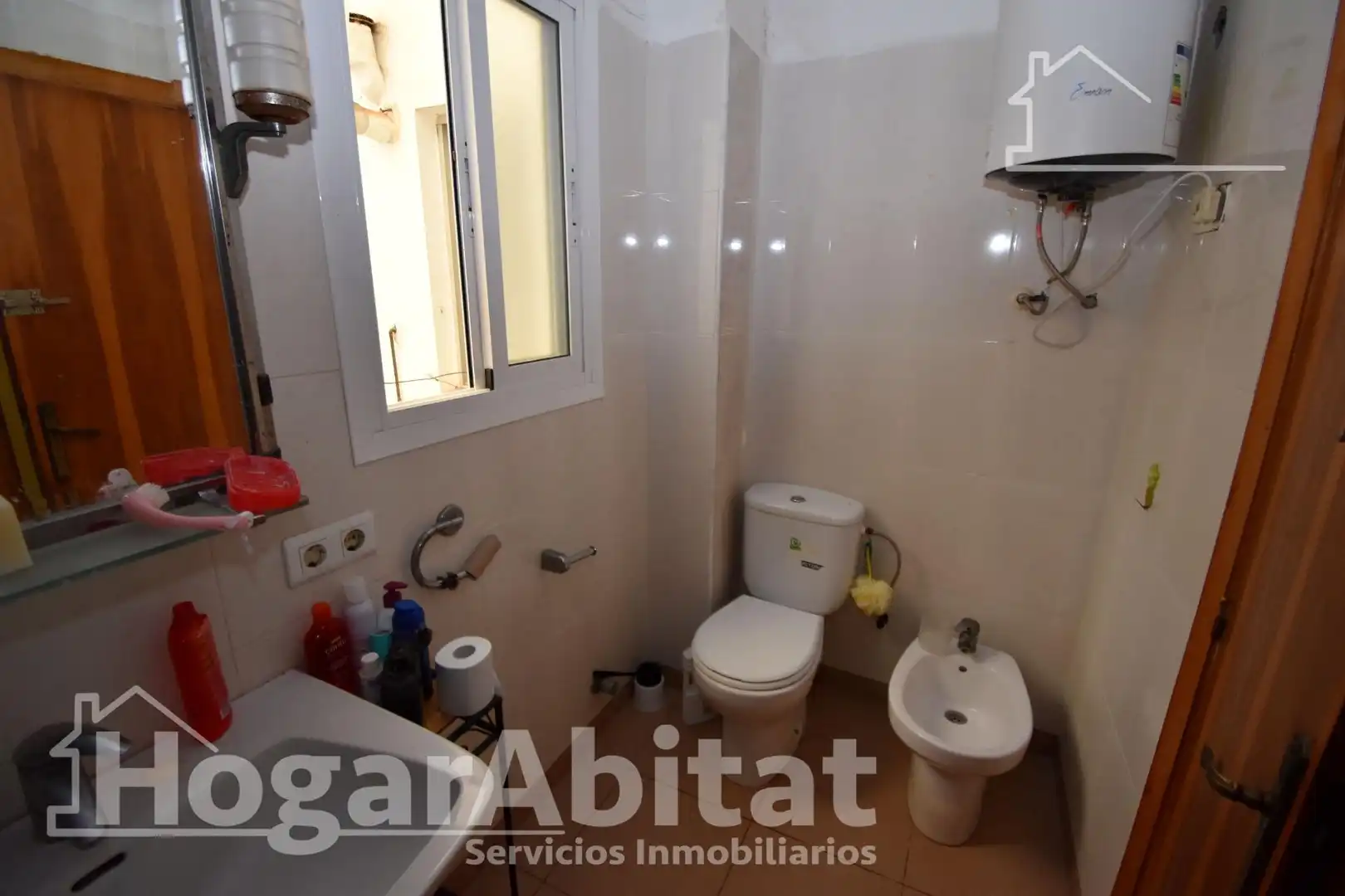 Baño de Piso en venta en Alzira con Aire acondicionado, Trastero y Balcón