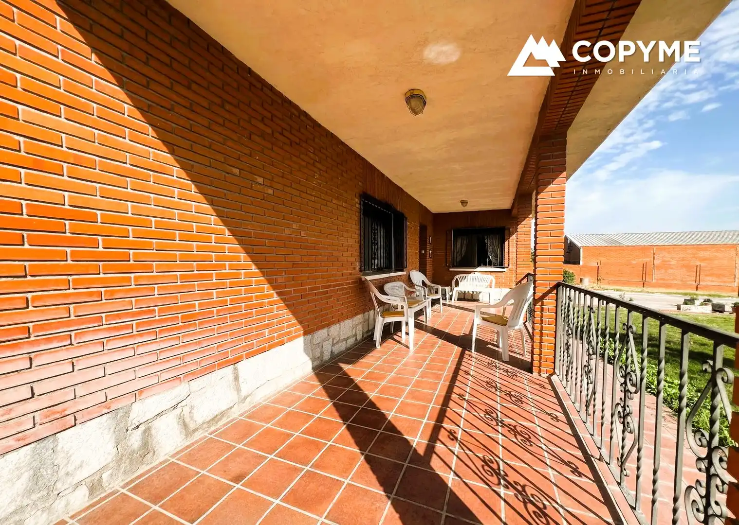 Terraza de Casa o chalet en venta en Novés con Calefacción, Jardín privado y Parquet