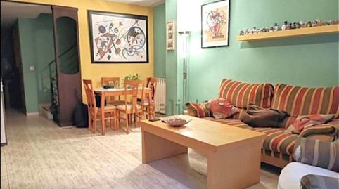 Foto 2 de Casa adosada en venta en Zuera, Zaragoza