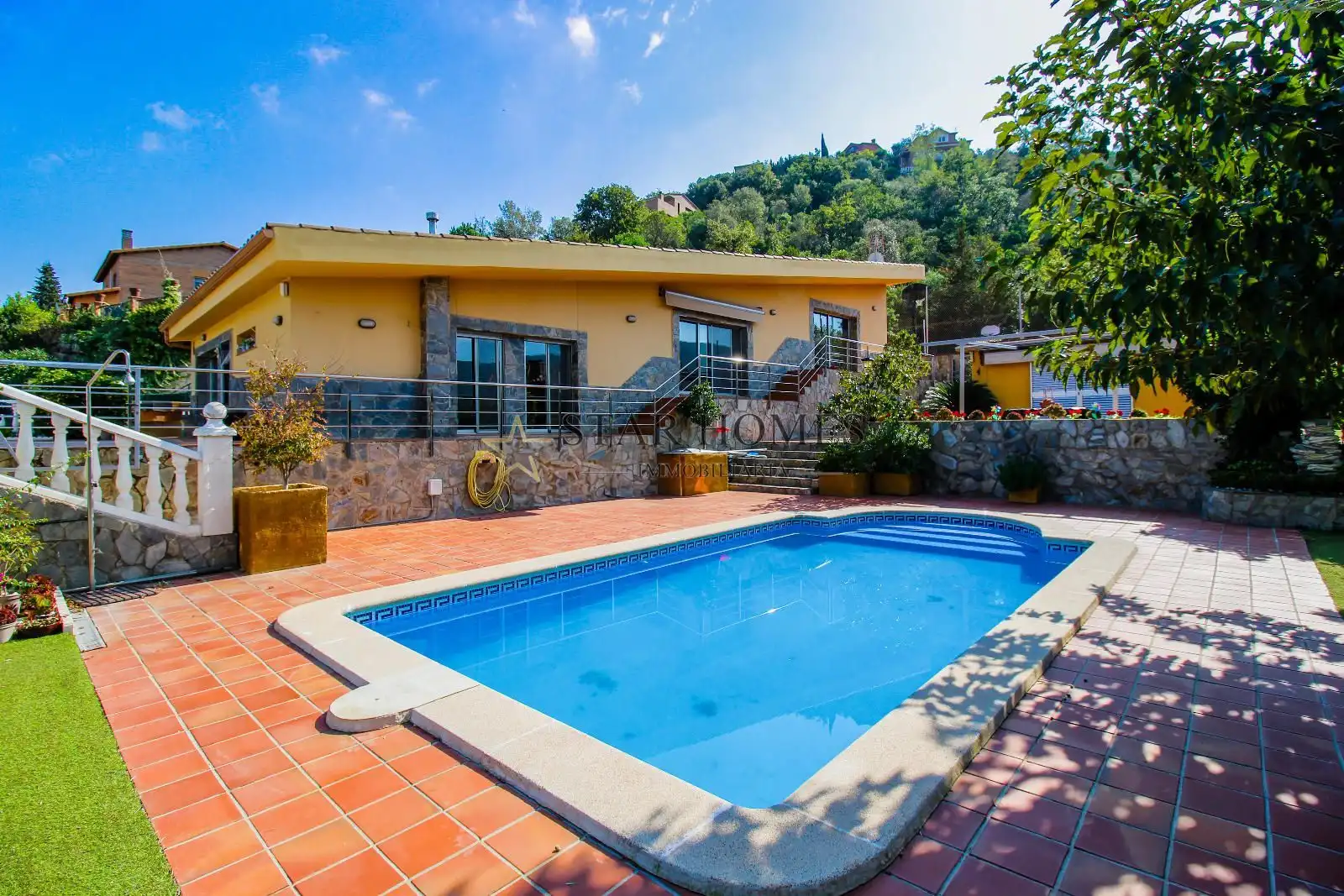 Vista exterior de Casa o chalet en venta en Sant Fost de Campsentelles con Aire acondicionado, Calefacción y Terraza