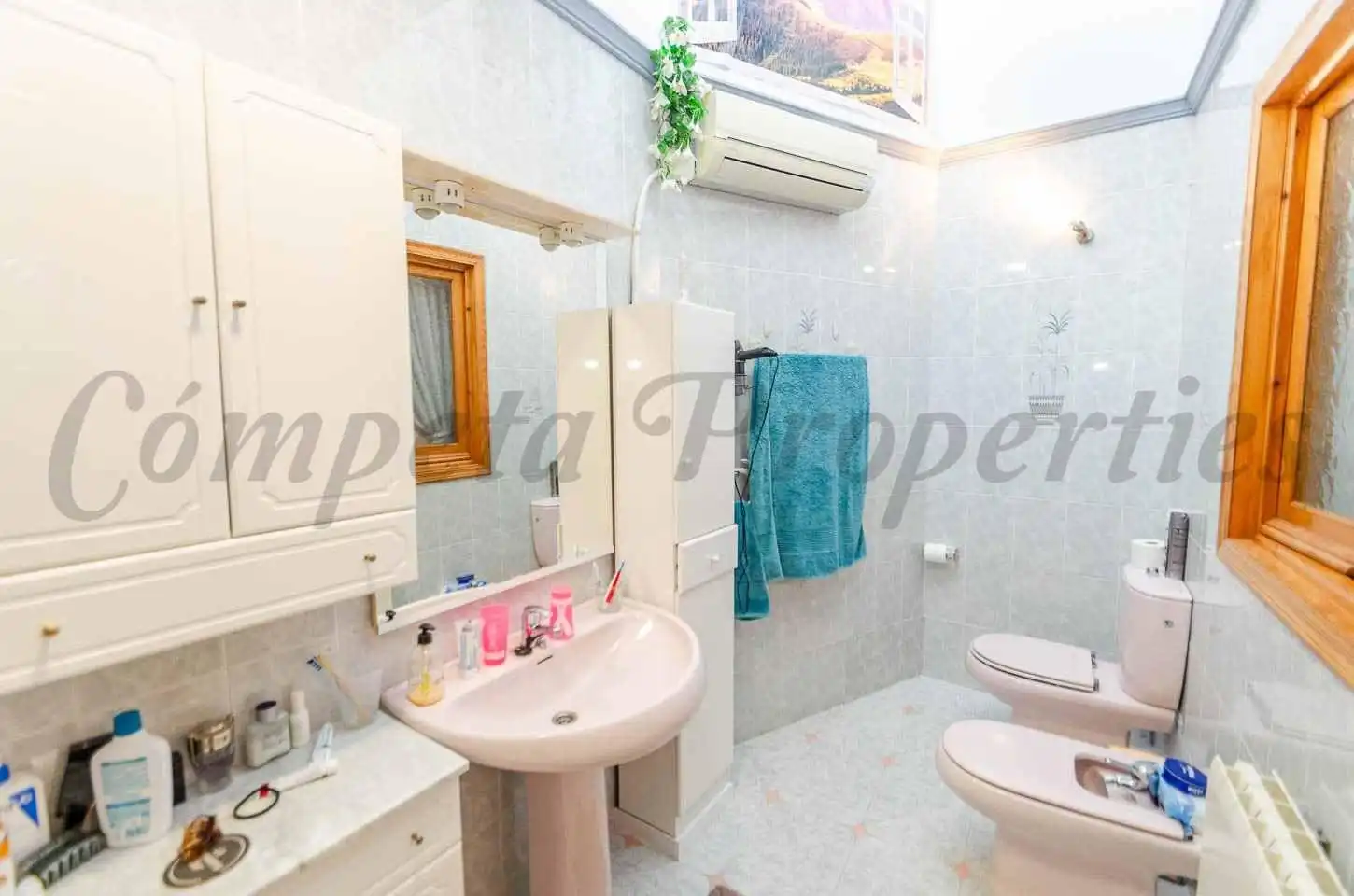 Casa amb piscina en venda a Canillas de Albaida, imagen 8