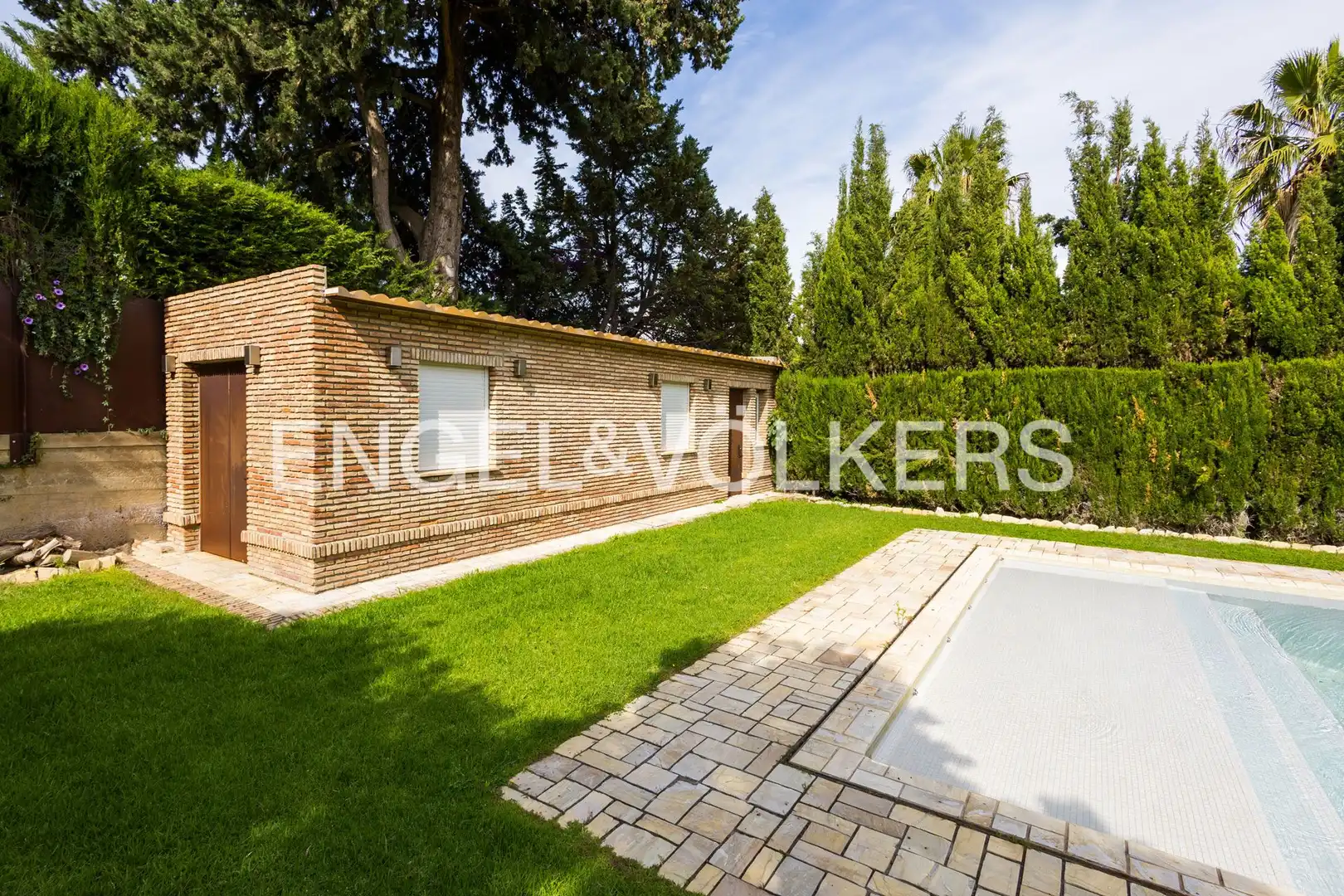 Jardín de Finca rústica en venta en Jerez de la Frontera con Aire acondicionado, Calefacción y Jardín privado