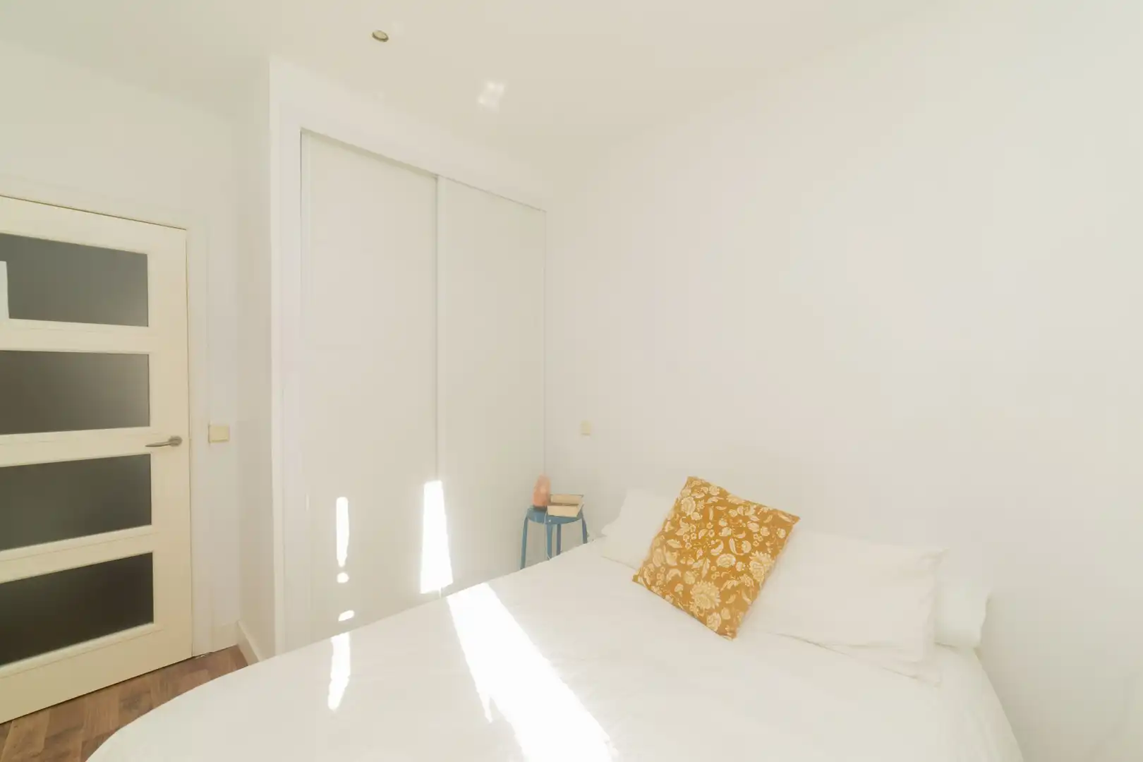 Habitación de Piso de alquiler en Madrid con Aire acondicionado, Calefacción y Amueblado