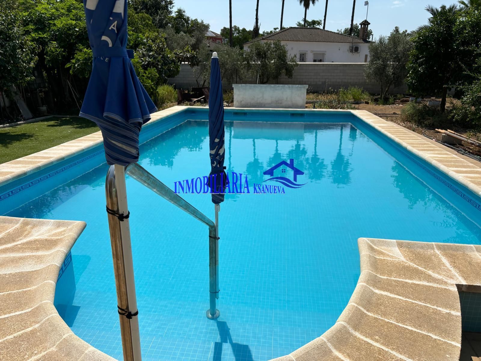 Piscina de Finca rústica en venda en  Córdoba Capital