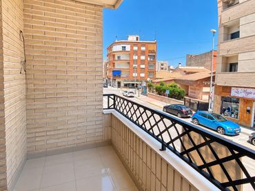 Appartement avec ascenseur à louer à Almoradí