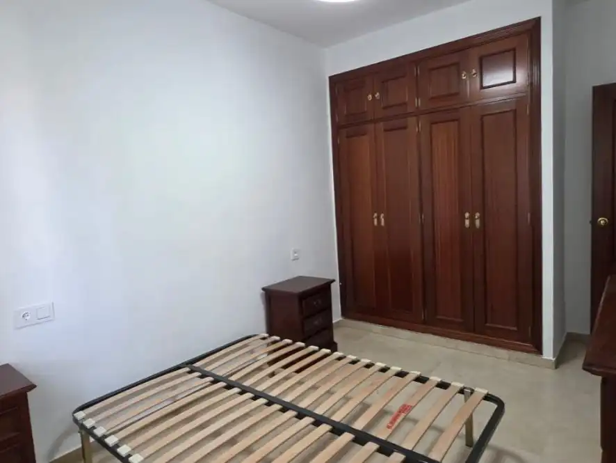 Schlafzimmer von Wohnung zur Miete in Sevilla mit Klimaanlage, Möbliert und Waschmaschine