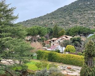 Vista exterior de Pis de lloguer en Hoyo de Manzanares amb Traster, Moblat i Piscina comunitària