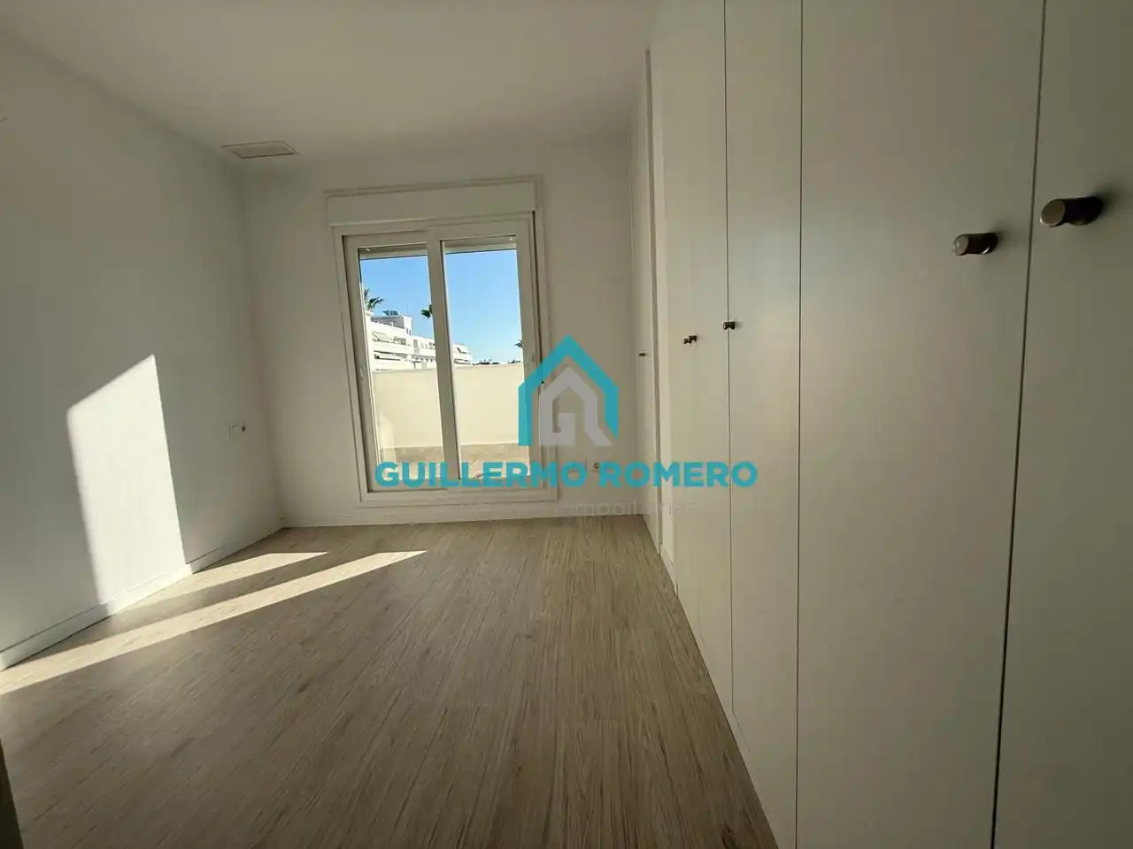 Bedroom of Flat for rent in Gines  with Air Conditioner and Terrace