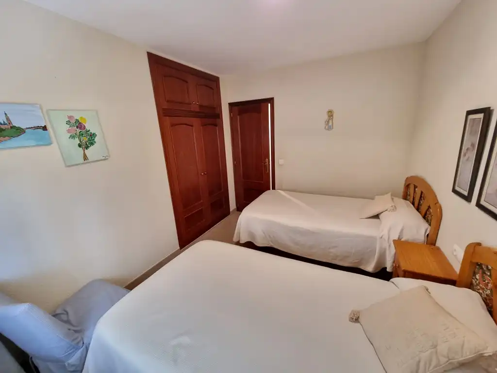 Schlafzimmer von Wohnungen zum Verkauf in Cambrils mit Klimaanlage, Privatgarten und Terrasse