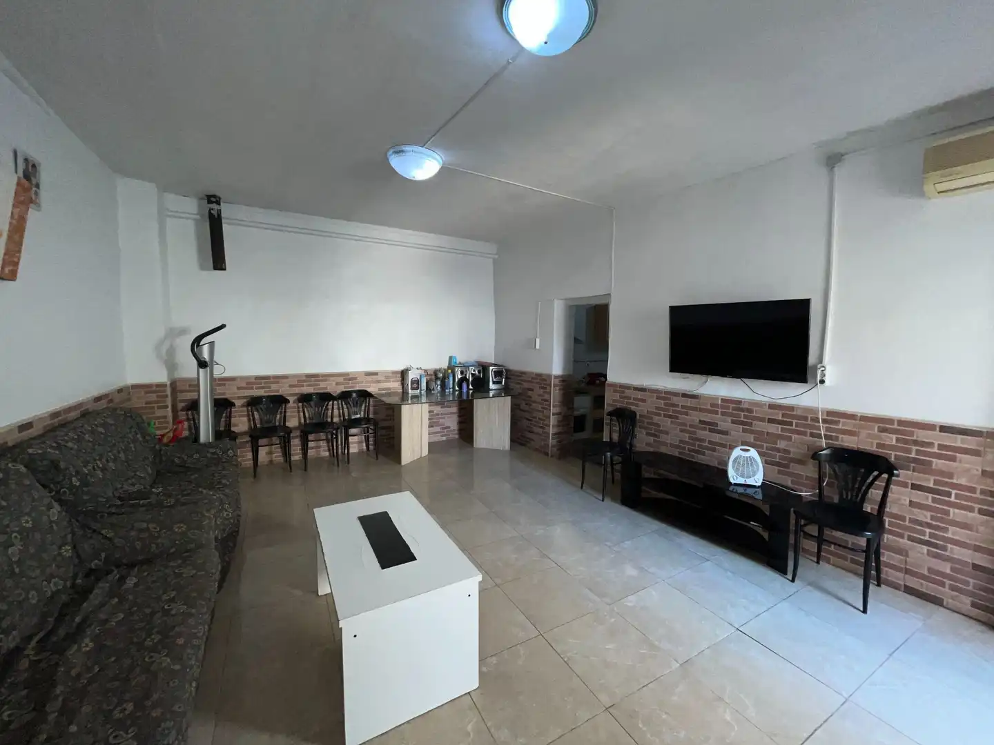 Einfamilien-Reihenhaus zum Verkauf in Fuente Álamo de Murcia mit Klimaanlage, Terrasse und Möbliert