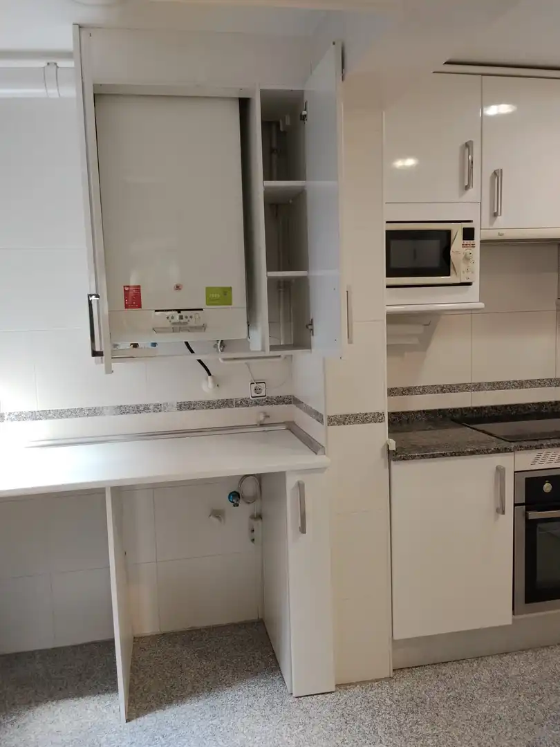 Cuina de Dúplex de lloguer en Pozuelo de Alarcón amb Aire condicionat, Calefacció i Terrassa