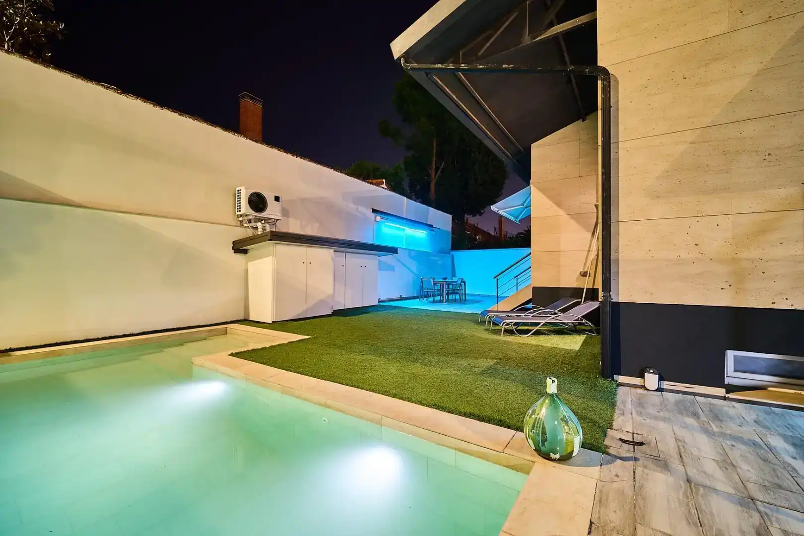 Swimming pool of Houses for sale in Rivas-Vaciamadrid  with Air Conditioner, Private garden and Storage room