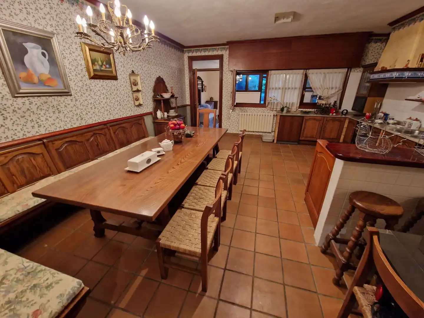 Menjador de Casa adosada en venda en Mungia amb Jardí privat i Traster