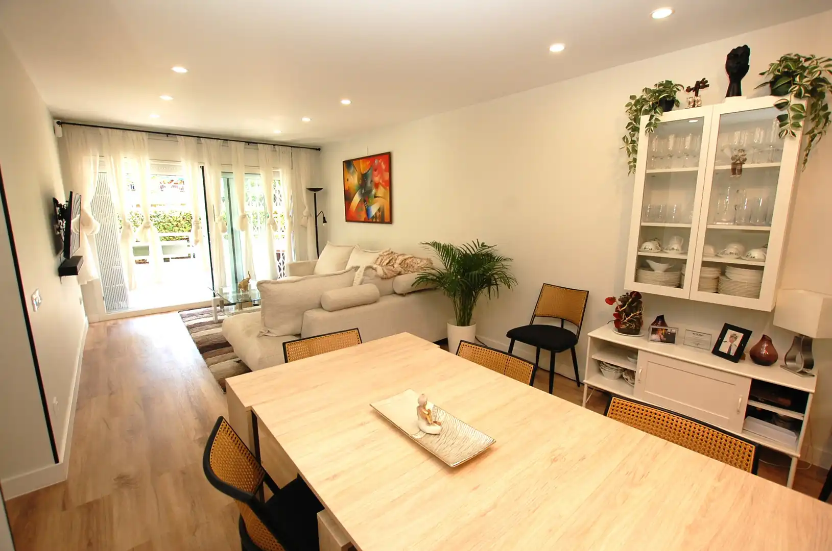 Sala d'estar de Pis en venda en Castelldefels amb Aire condicionat, Parquet i Terrassa
