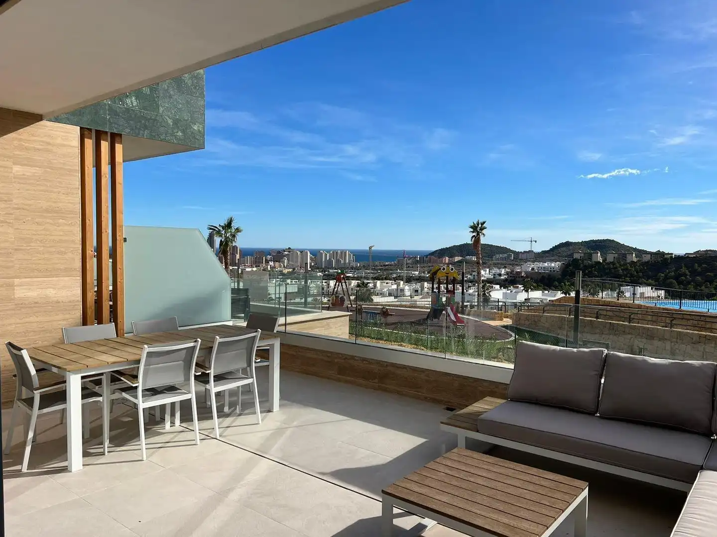 Duplex avec piscine à vendre à Calle de brazil