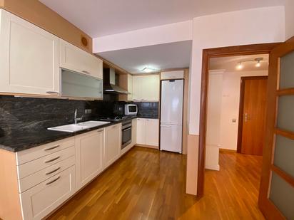 Kitchen of Flat for sale in Sabadell  with Air Conditioner