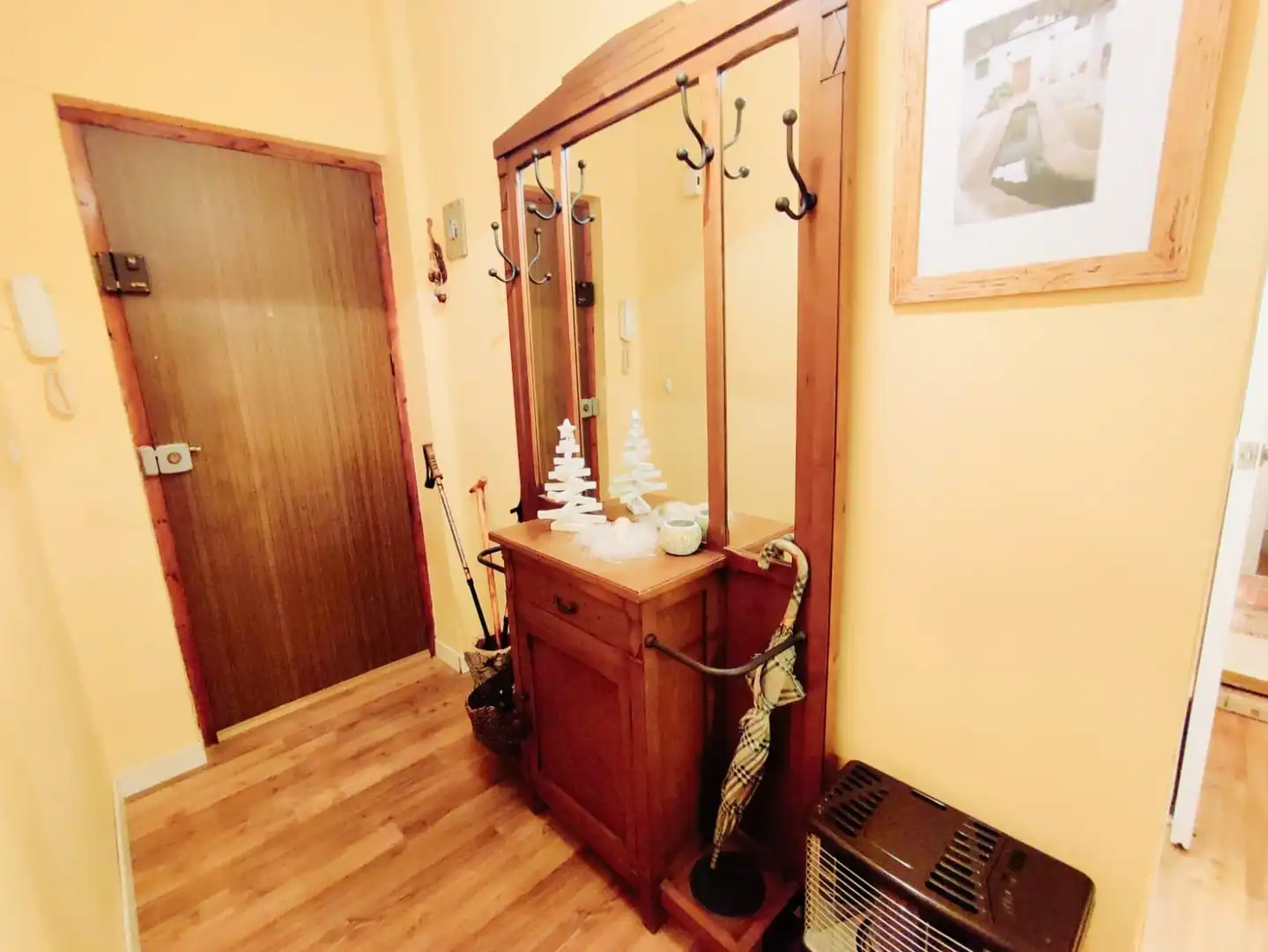 Flat for sale in Aín