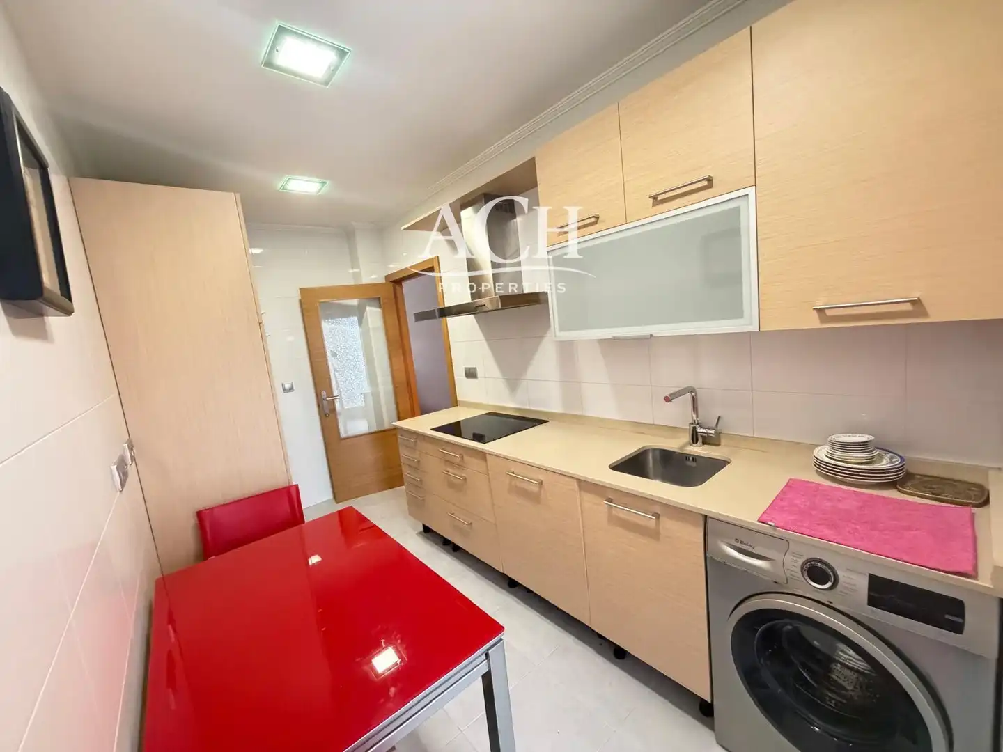 Küche von Wohnung zur Miete in Bilbao  mit Heizung, Parkett und Möbliert