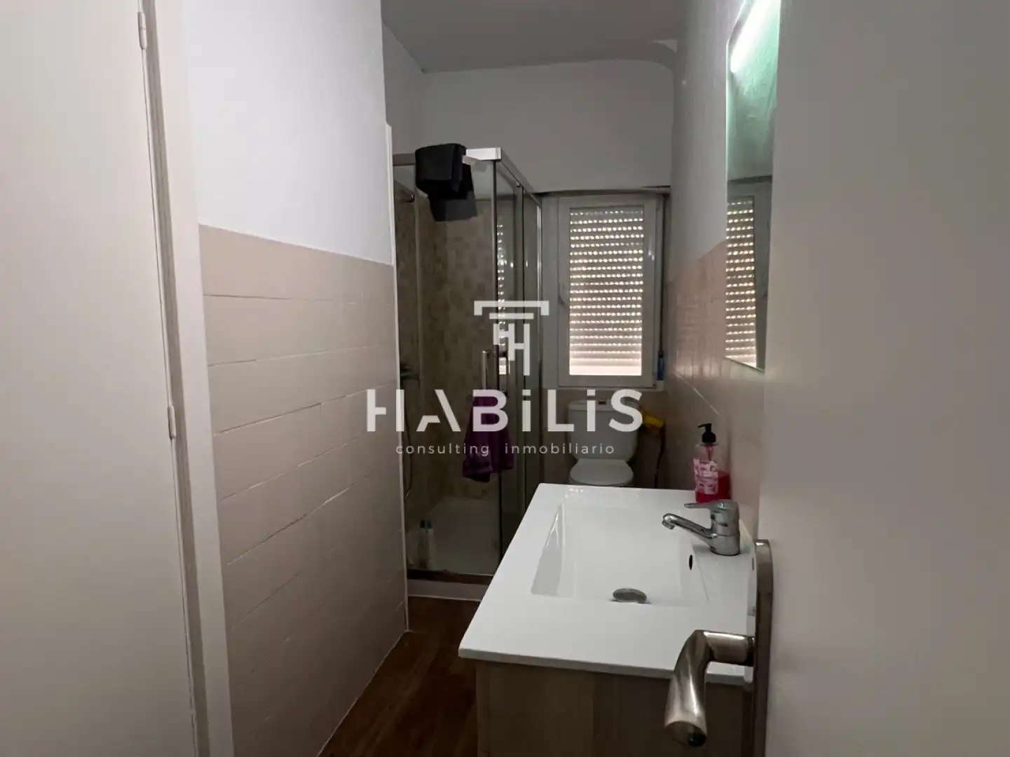 Bedroom of Flat for rent in Toledo  with Air Conditioner, Heating and Furnished