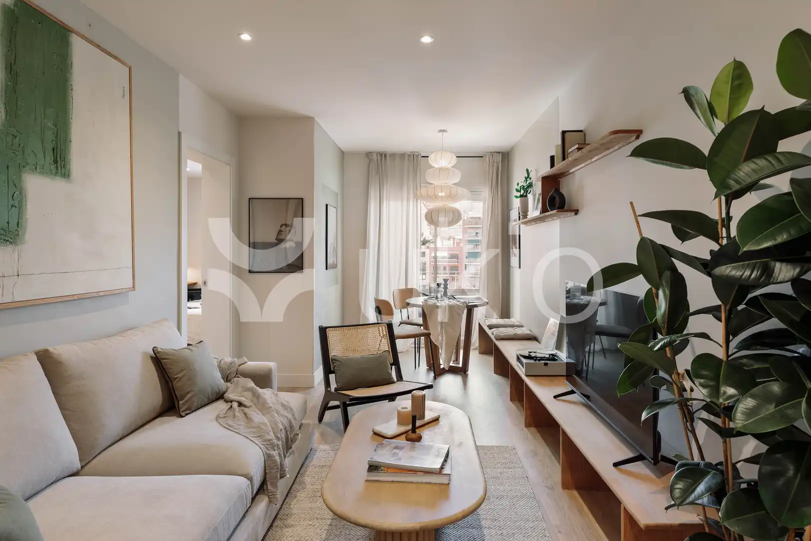 Apartamento con terraza en alquiler en Carrer de Balmes