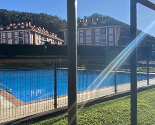 Piscina de Pis en venda en Entrambasaguas amb Calefacció, Terrassa i Piscina