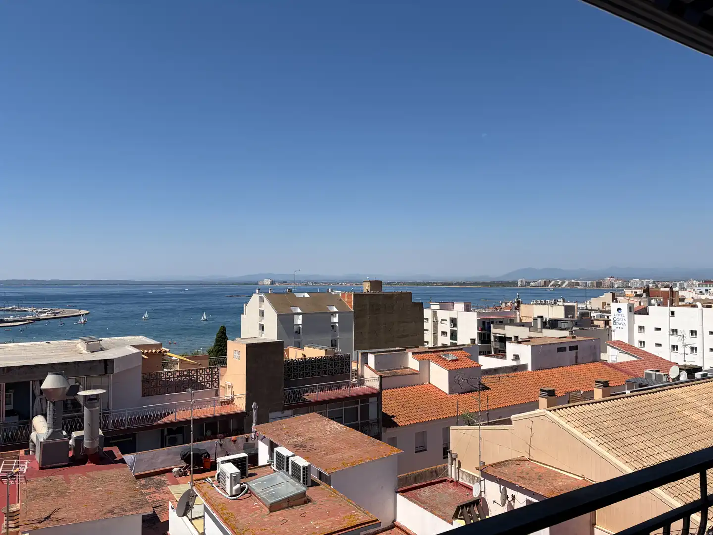 Apartamento con terraza en venta en Carrer del Puig Rom, imagen 5