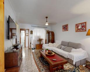Sala d'estar de Casa adosada en venda en Cartagena amb Calefacció, Jardí privat i Balcó