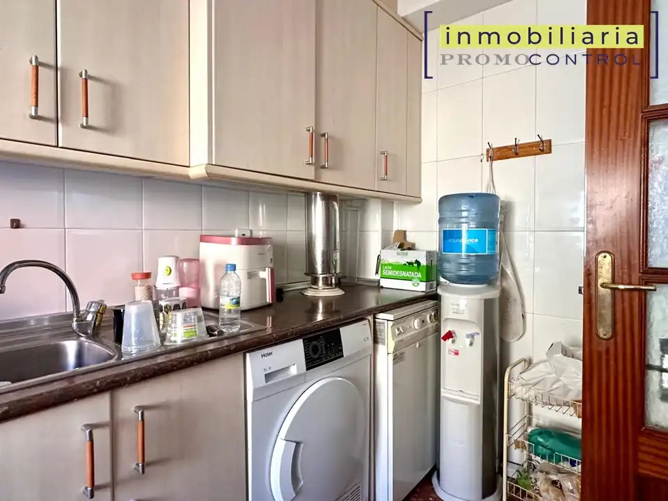 Cocina de Casa o chalet en venta en Zuera con Aire acondicionado, Calefacción y Jardín privado