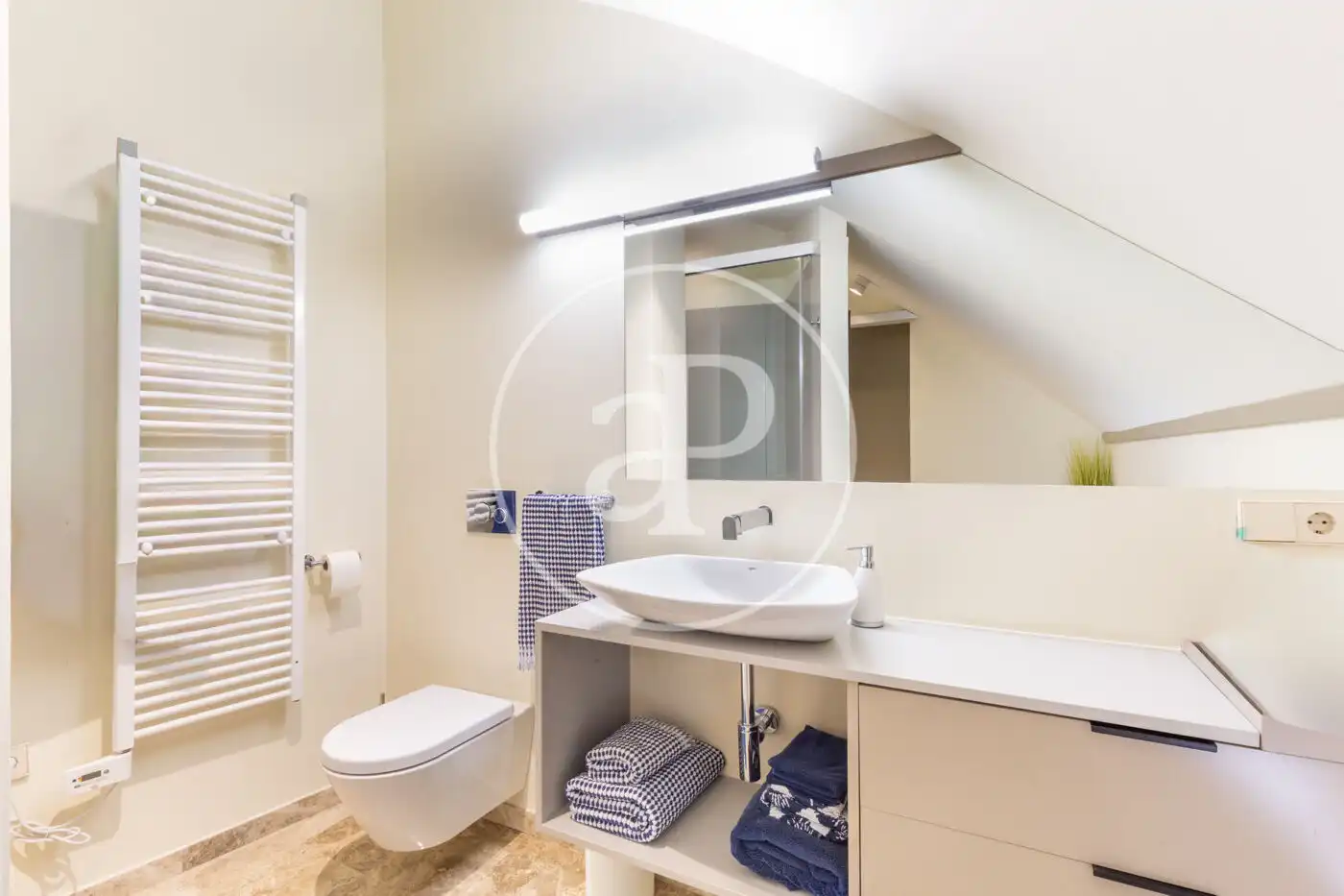 Baño de Dúplex en venta en Valencia con Aire acondicionado, Calefacción y Terraza