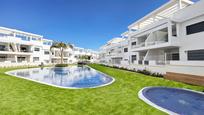 Vista exterior de Casa o xalet en venda en Torrevieja amb Terrassa i Piscina