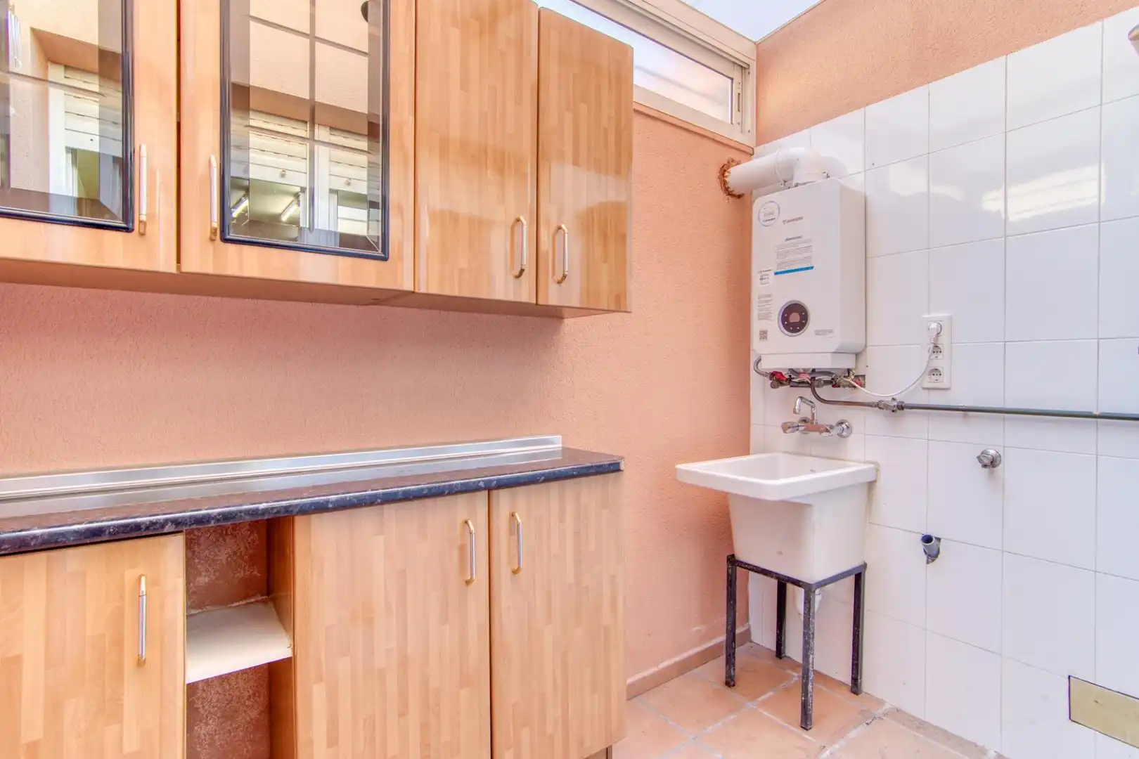 Cocina de Casa adosada en venta en Figueres con Calefacción, Jardín privado y Balcón