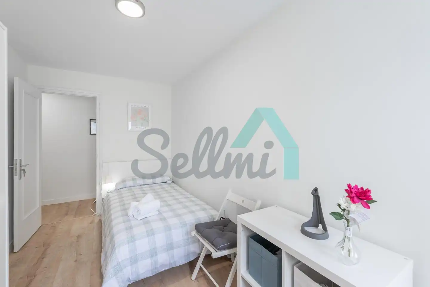 Bedroom of Flat for share in Oviedo   with Heating and Furnished