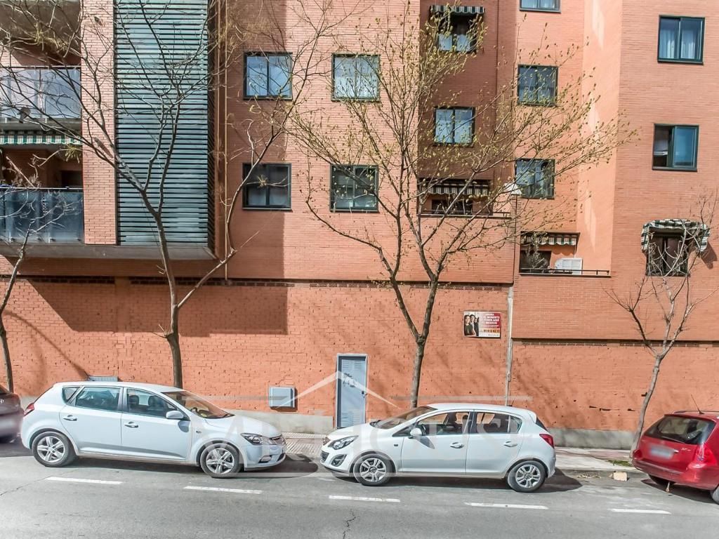 Aparcament de Local en venda en Alcorcón