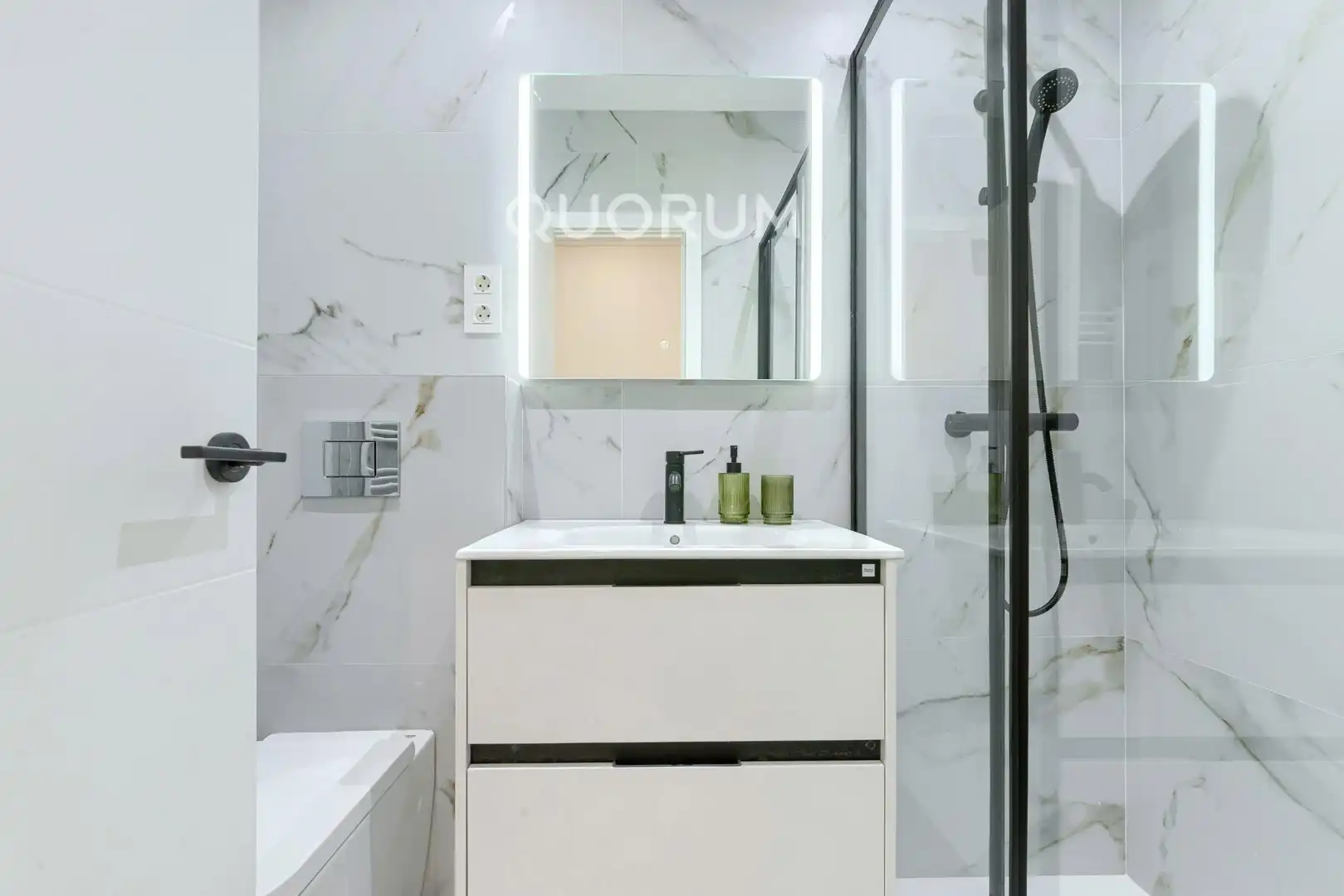 Baño de Piso en venta en Barakaldo  con Calefacción y Balcón