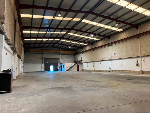 Nave industrial en Alquiler en Begonte