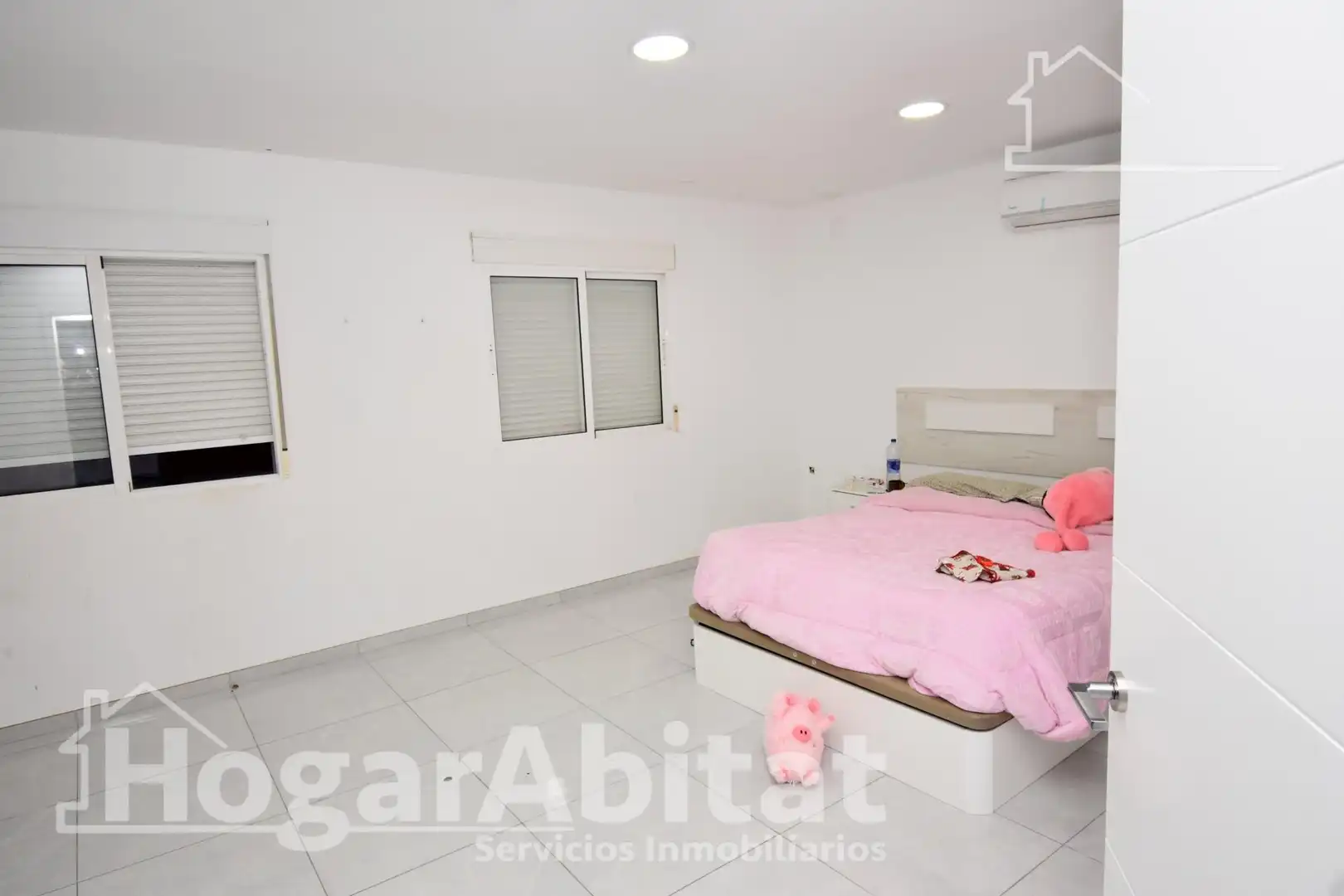 Bedroom of Houses for sale in Alzira  with Air Conditioner and Terrace
