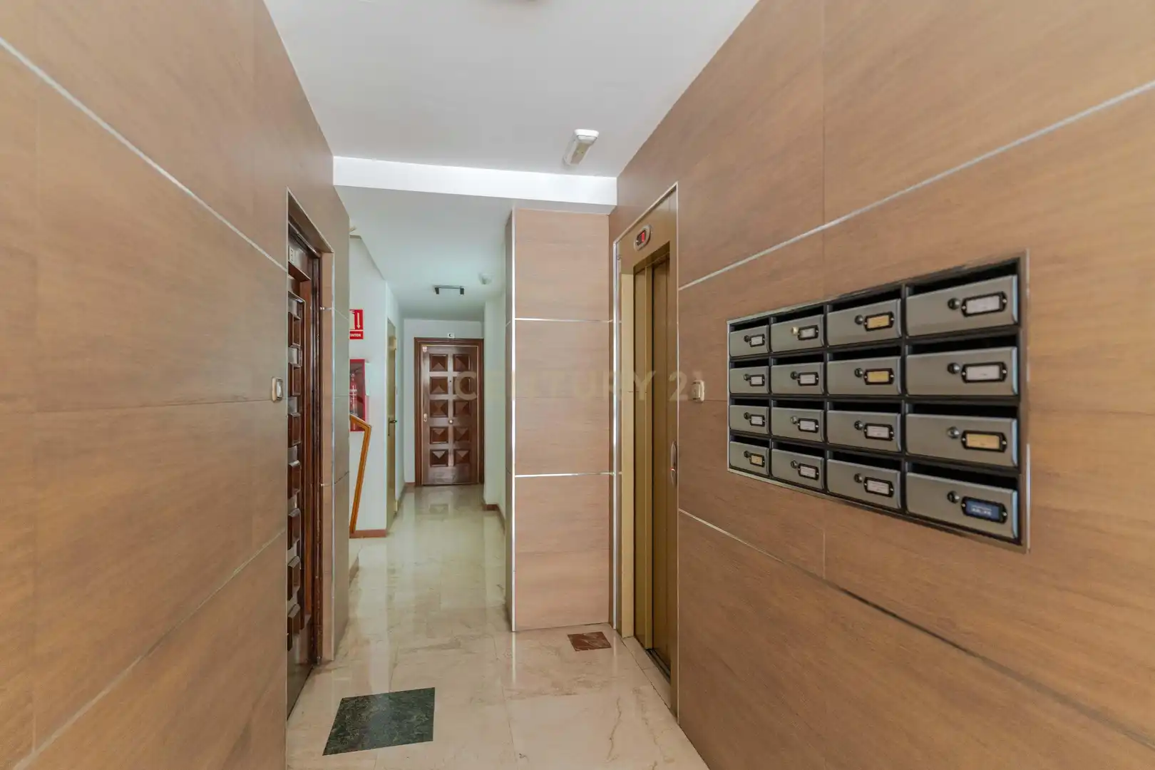 Apartamento en venta en Calle Estepona, 6, Granada, Spain, -1, San Matías - Realejo