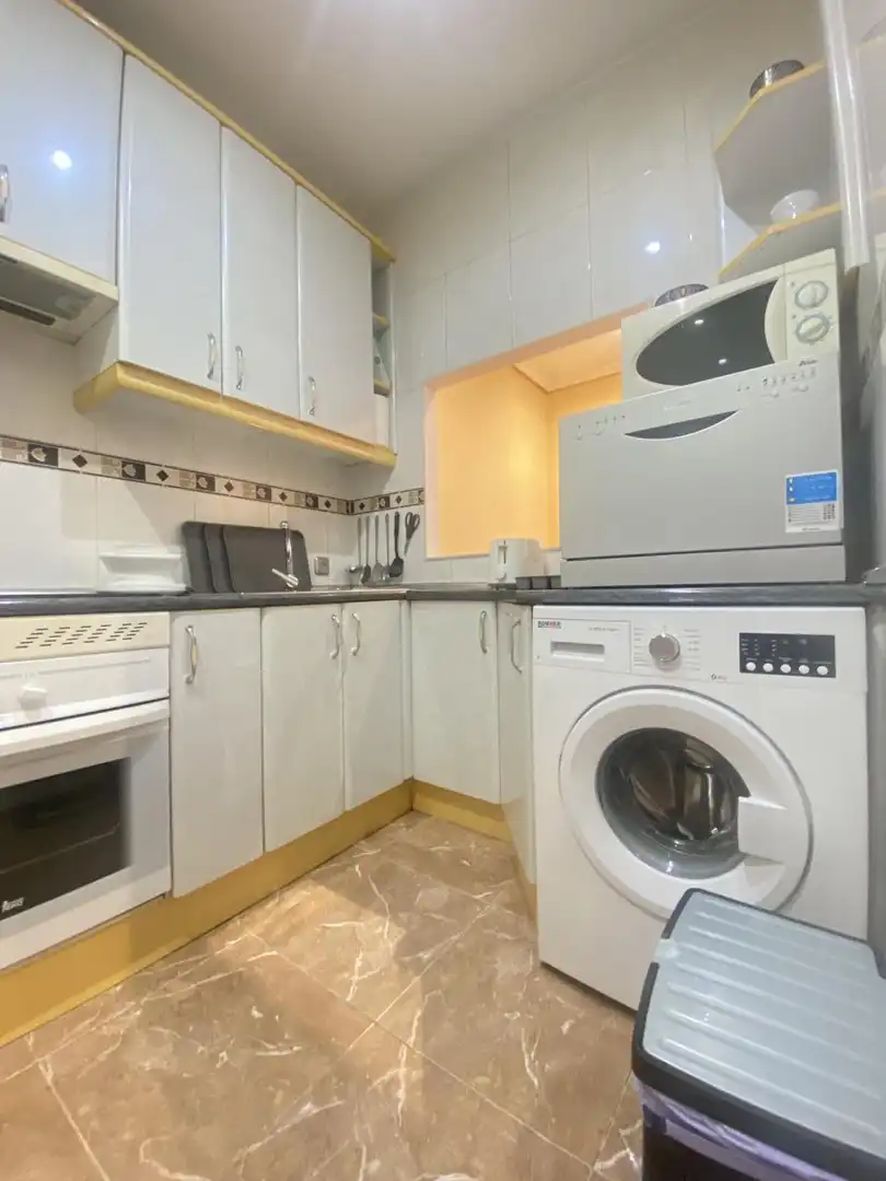 Kitchen of Flat for rent in Madrid  with Heating, Furnished and Internet