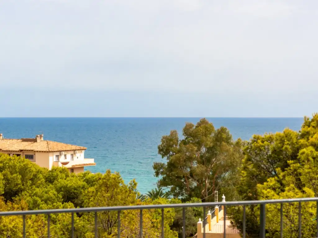 Exterior view of Houses for sale in El Campello  with Air Conditioner, Swimming Pool and Furnished