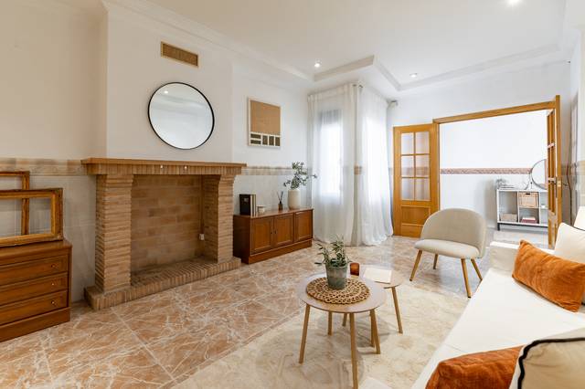 Casa adosada en Venta en Calle de la Reforma en Centro