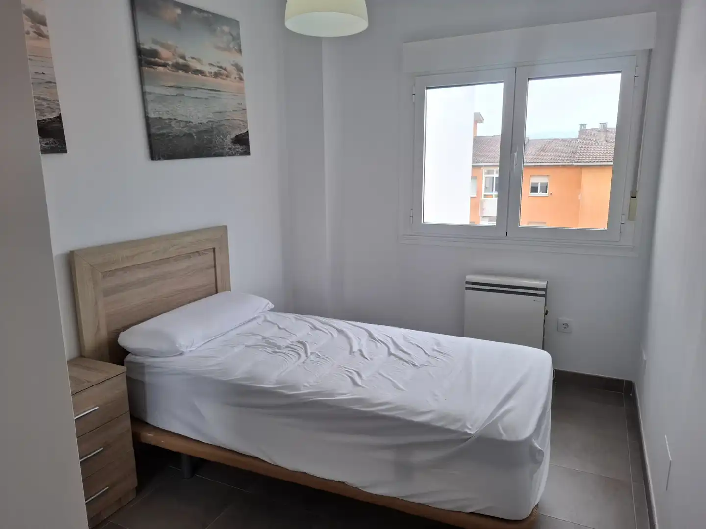 Habitación de Piso en venta en Viveiro con Terraza, Amueblado y Piscina comunitaria
