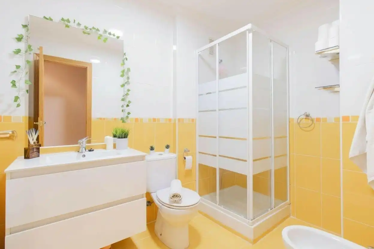 Bathroom of Flat for sale in Sagunto / Sagunt  with Heating and Storage room