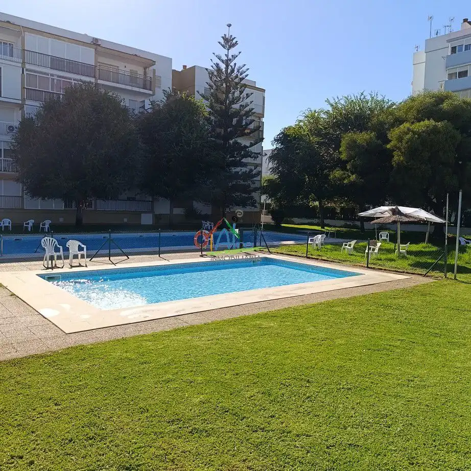 Piscina de Apartament en venda en Almonte amb Aire condicionat, Terrassa i Piscina comunitària