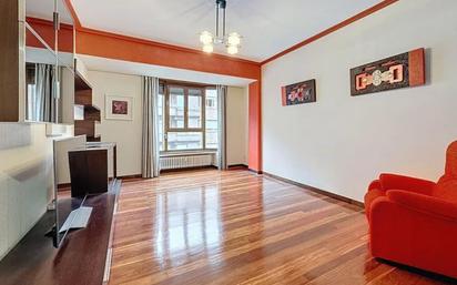 Living room of Flat for sale in Vitoria - Gasteiz  with Parquet flooring