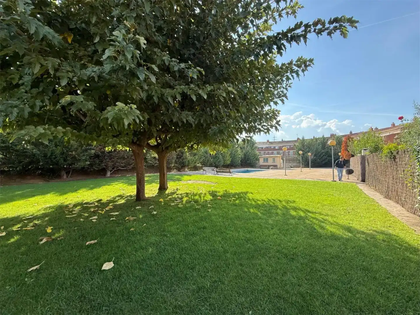 Jardín de Piso en venta en Rubí con Piscina