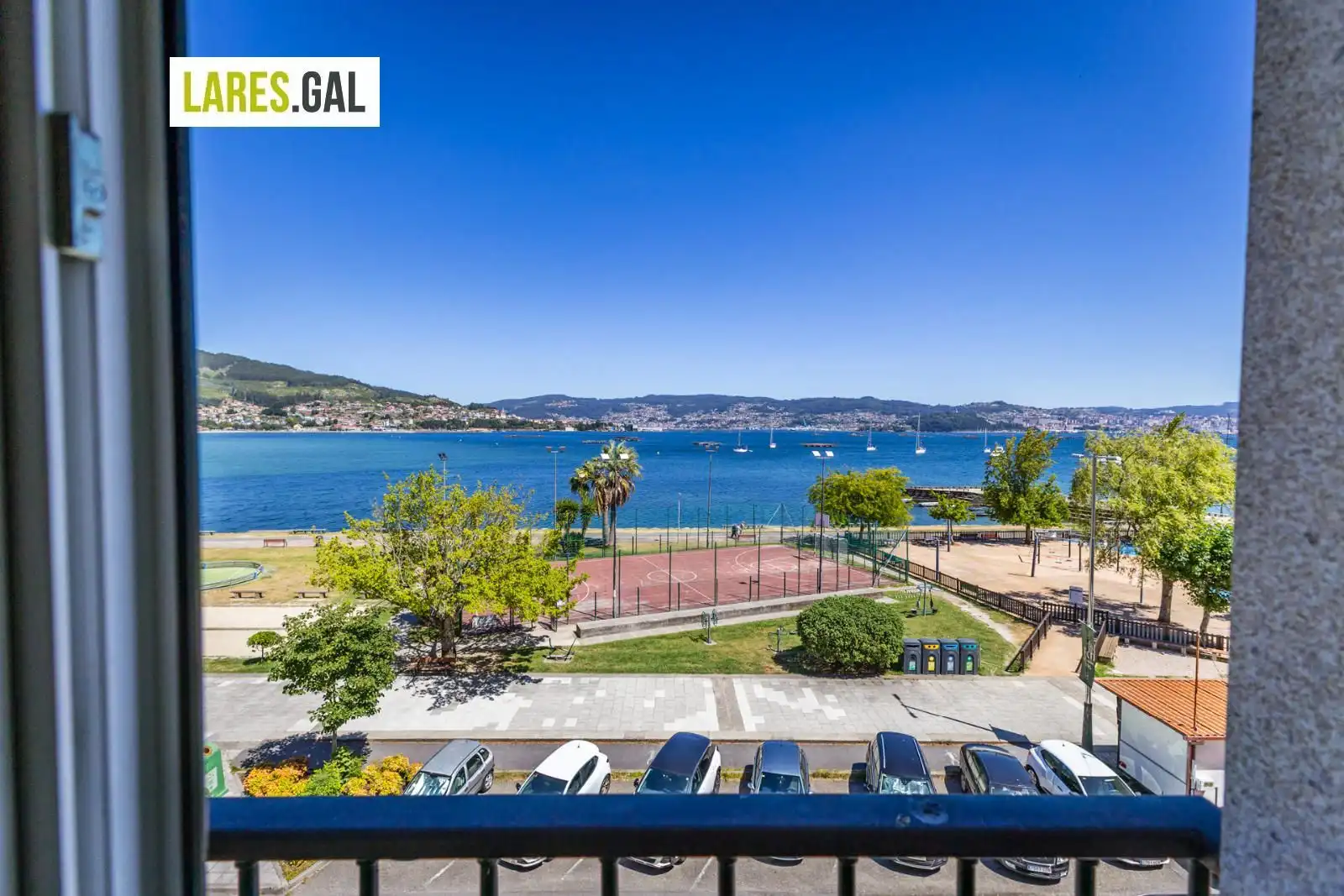 Terraza de Apartamento en venta en Moaña con Calefacción, Trastero y Amueblado