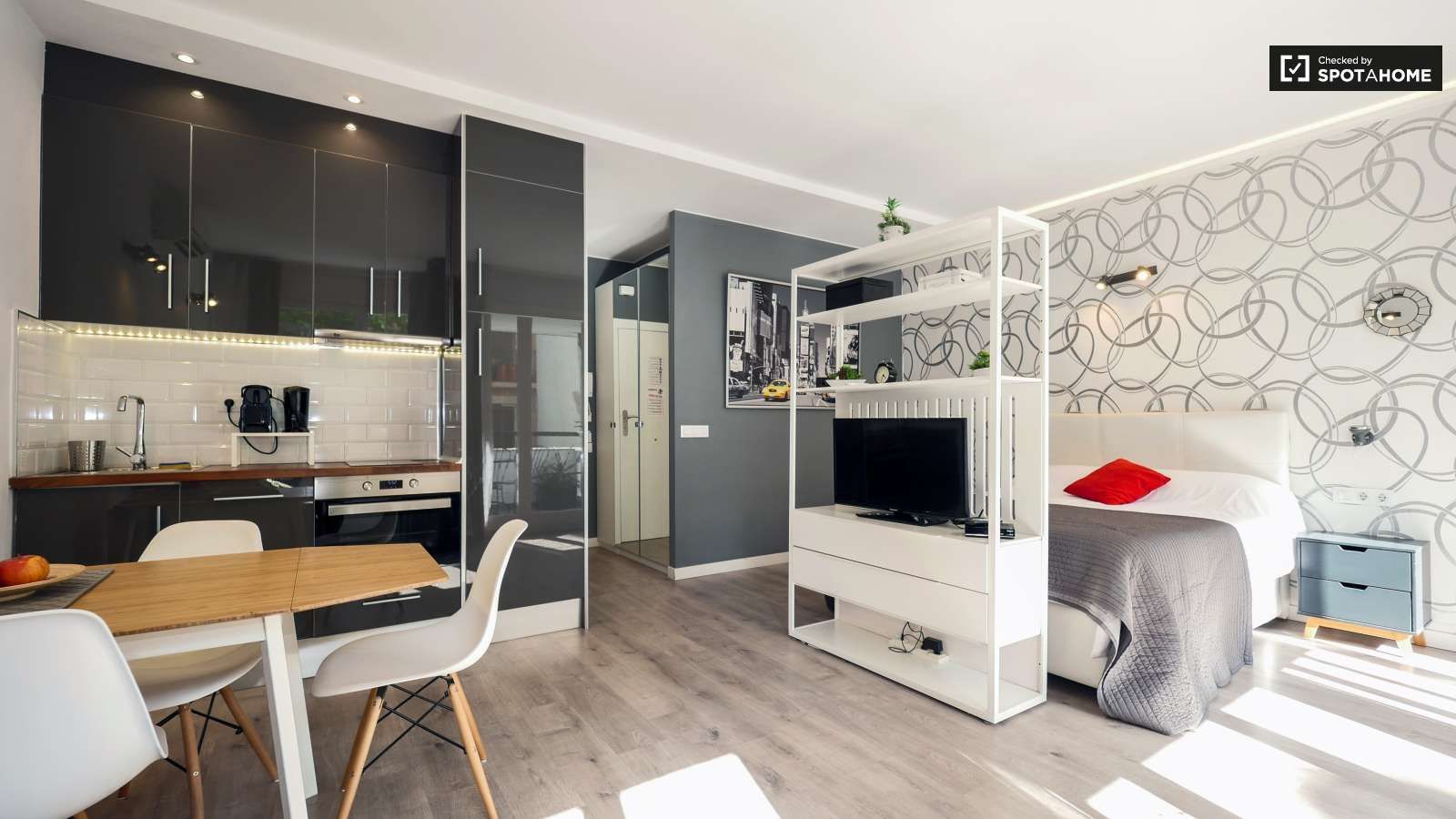 Study to share in El Poblenou