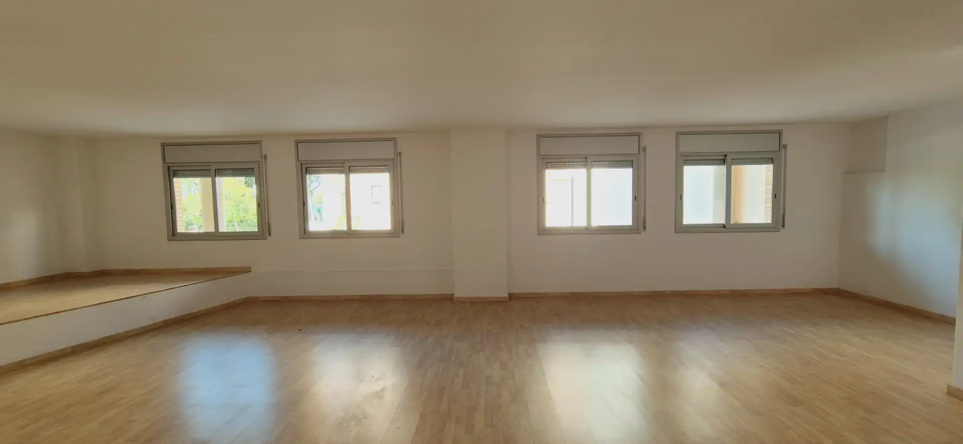 Geschaftsraum zum Verkauf in Esplugues de Llobregat